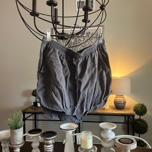 Cloth & Stone Gray Skirt